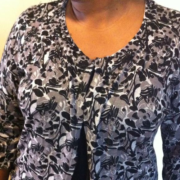 Black & Grey cardigan. - Picture 2 of 3