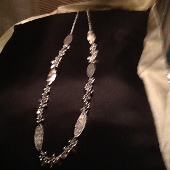 Ann Taylor silver necklace