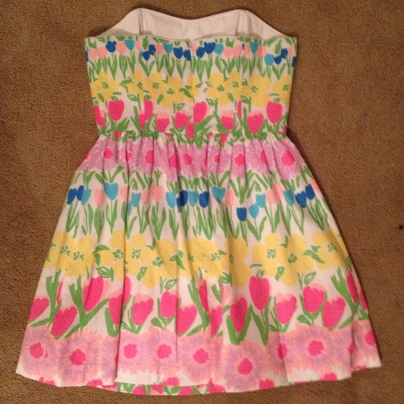 Lilly Pulitzer Dress Never Worn Size 6 - Picture 2 of 4