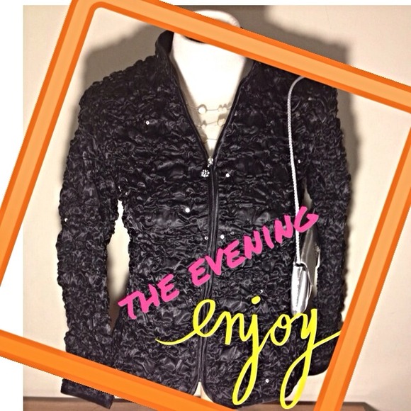 NWT Adressing Woman sequined evening jacket
