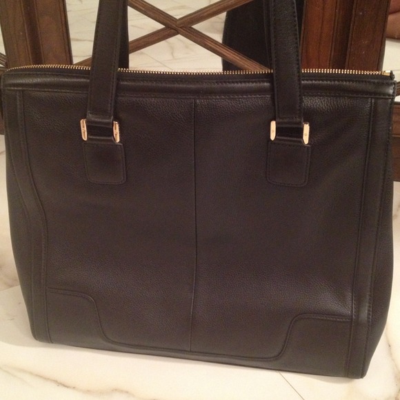 **SOLD**Tory Burch Hannah Tote/ Black - Picture 3 of 4