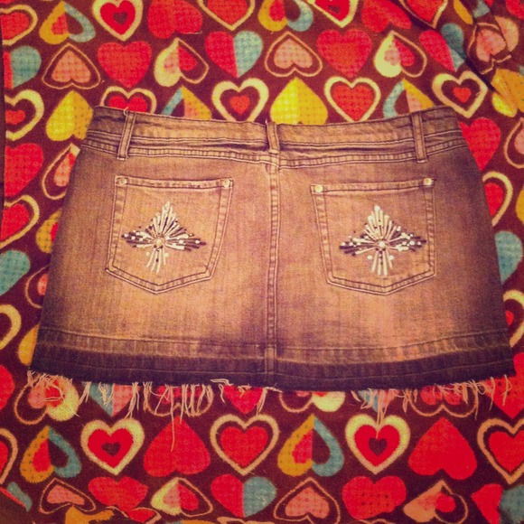 ❗️✋SOLD✋❗️jean skirt distressed Studded rocker