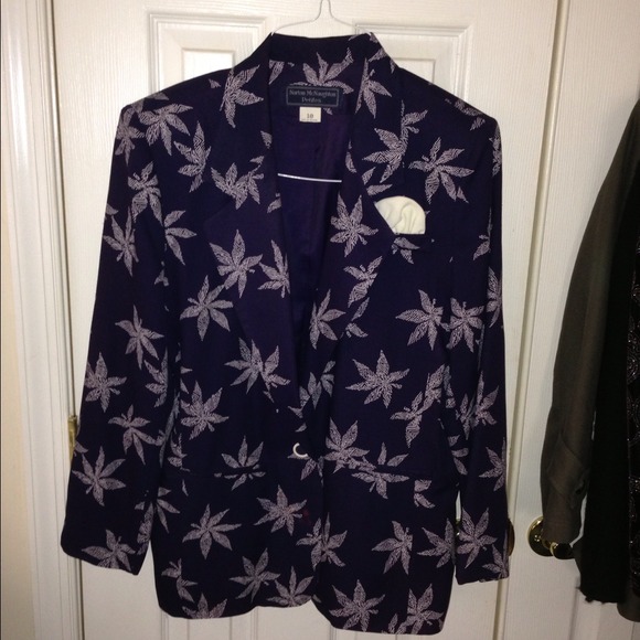 Blue Blazer with a Leafy Print, lol!!!