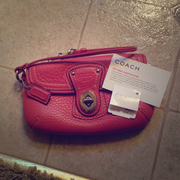 Coach Wristlet (Legacy leather large flaps)