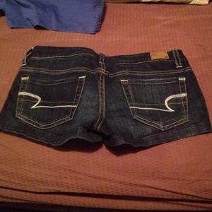 AMERICAN EAGLE TRADED