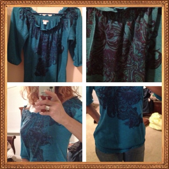 ⭐️SALE⭐️💓3/4 sleeve teal top.💓