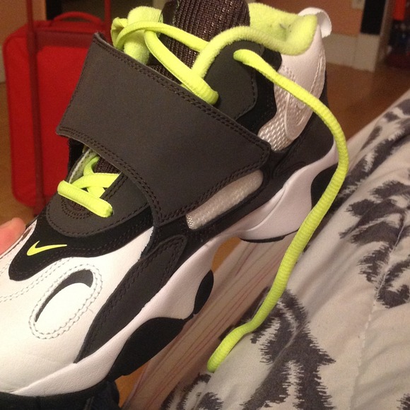 Nike turfs - Picture 4 of 4