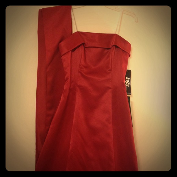 Strapless Satin Red Gown w/ Shawl - Picture 1 of 3