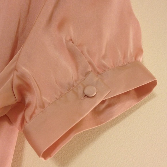 Light Pink Woven Blouse - Picture 3 of 4