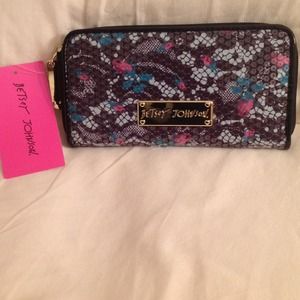 Betsey Johnson  wallet