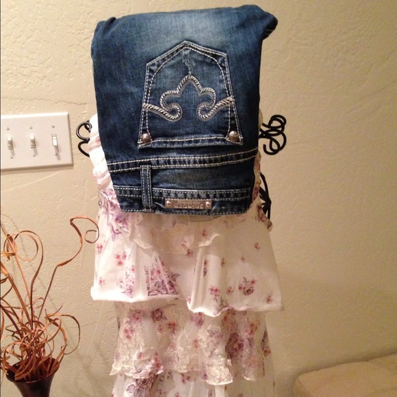 SOLD, BUNDLED, with bke's and one shoulder top! :)