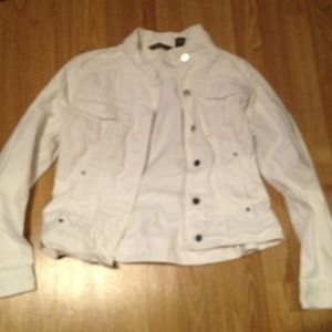 💥SOLD💥 White jean jacket!!