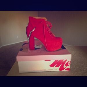 New Jeffrey campbell  lita red shoes..with box..