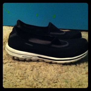 Skechers GoWalk slip ons