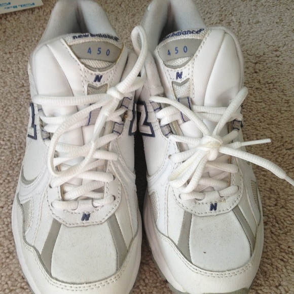 👟New Balance sneakers, never worn!  HOLD
