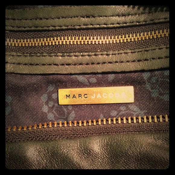MORE PICS! Authentic Vintage Marc Jacobs Hobo