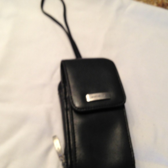 Cell phone purse