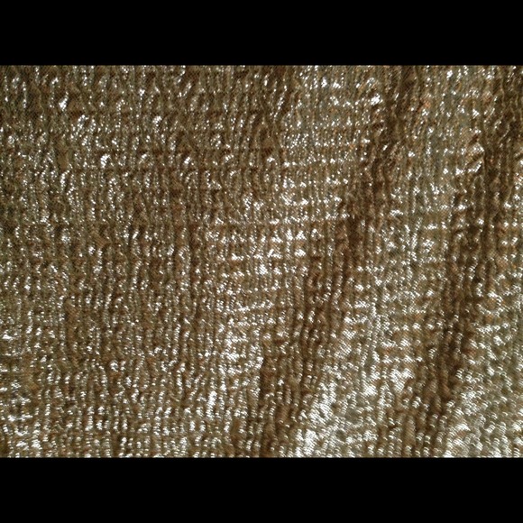 Sexy Gold Low back part dress - Picture 2 of 4