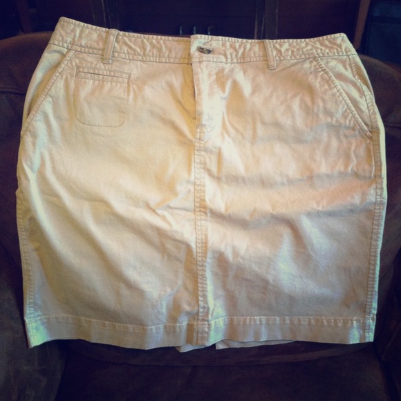 Khaki skirt