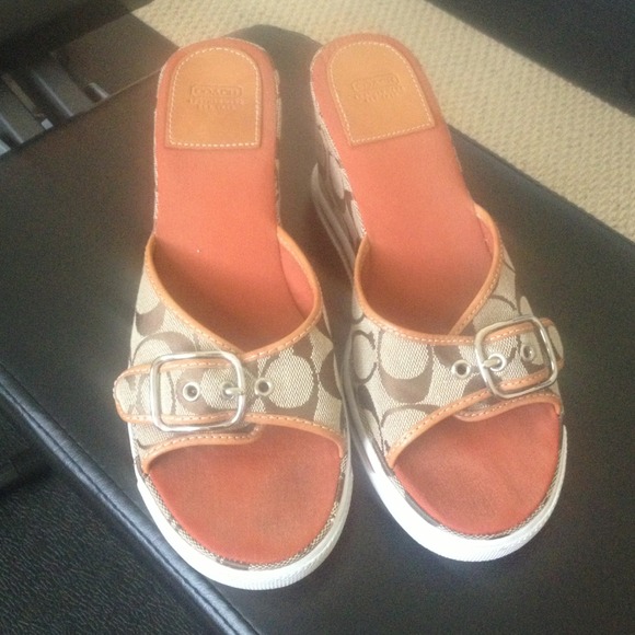 Coach Wedges