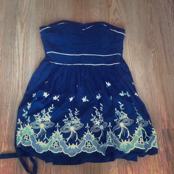 Black and Cream floral dress