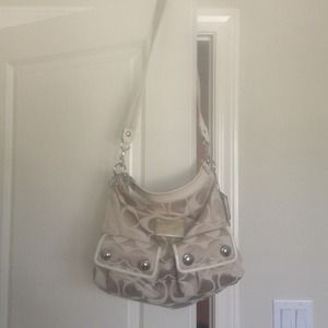 Coach purse with 2 straps