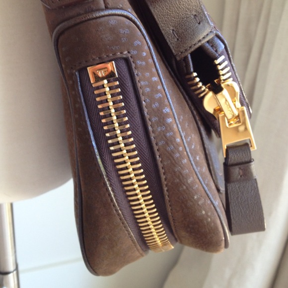 ❤SOLD❤TOM FORD MESSENGER BAG - Picture 3 of 4
