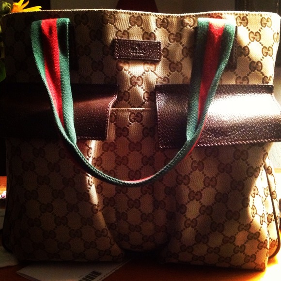 Gucci hold for mariak