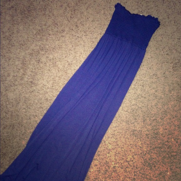 ❌Sold❌Beautiful strapless maxi dress