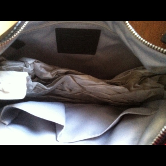 SOLD!! Coach Kristin Woven Leather Black - Picture 4 of 4