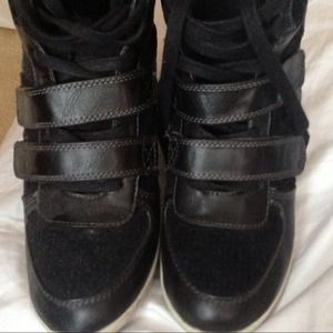 Wedge sneakers. Hot hot hot