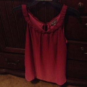 Trulli size medium shirt