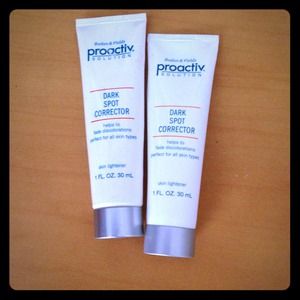 Dark spot corrector proactive