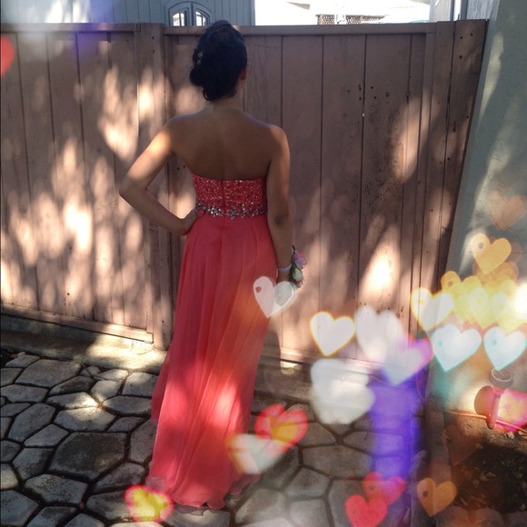 Cinderella coral prom dress🎀 - Picture 2 of 3
