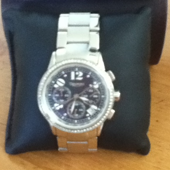 ***Price Reduced***Beautiful Genuine Diamond Watch - Picture 2 of 3