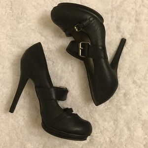 LOWERED! NWOT✨Mary Jane Type Heels