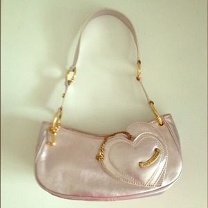 Super cute Juicy Couture pink heart purse!
