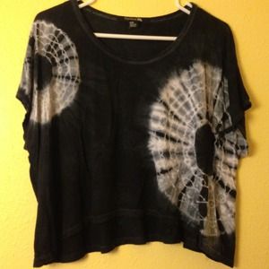 Cropped black white and gray tie-dyed top
