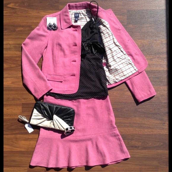 FOR ANA - Gap! - Pink Tweedy 2 Piece Suit