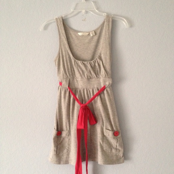 🌸SOLD🌸 Adorable grey top