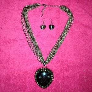 A beautiful necklace and earring set.