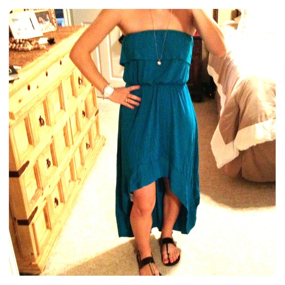 Dresses & Skirts - Beautiful Teal High Low Dress