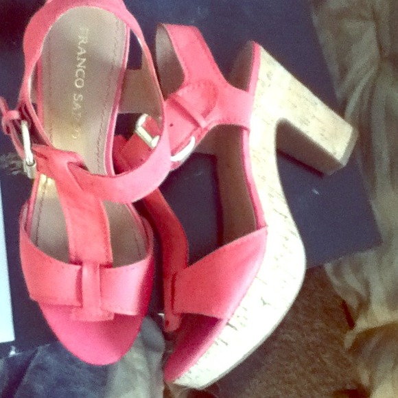 Franco Sarto platform sandals sz 8.5 coral leather