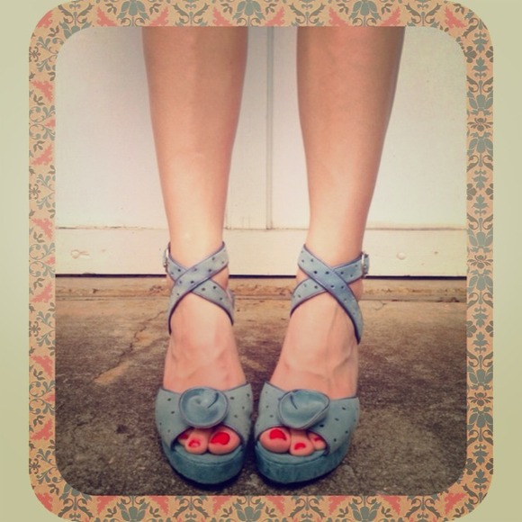 Leather flower heels