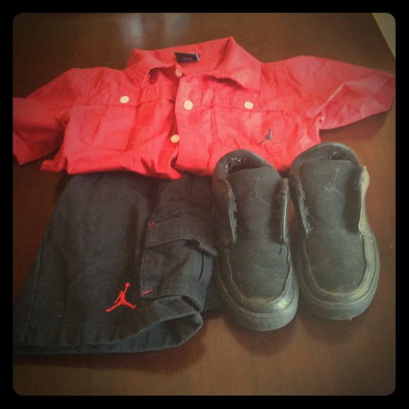 Red and blk Jordan outfit with Jordan's!