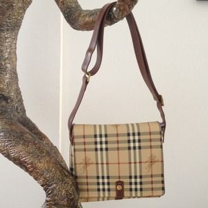 Sold-Authentic Burberry handbag
