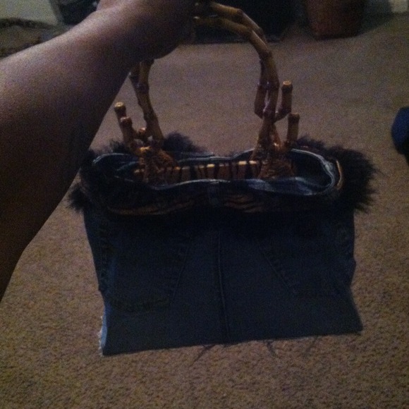 Purse - Picture 2 of 4
