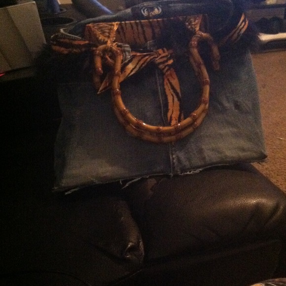 Purse - Picture 4 of 4