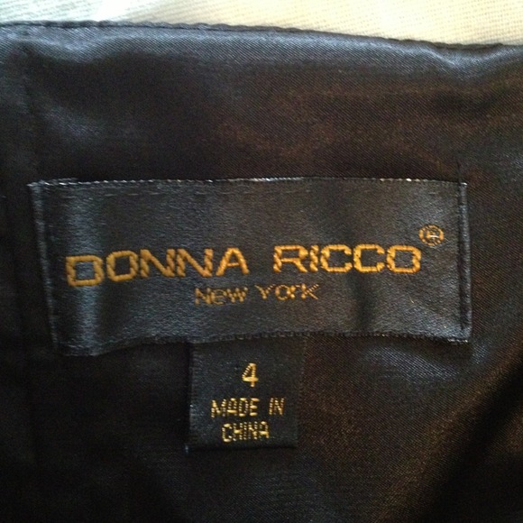 New listing: cocktail dress - Picture 4 of 4