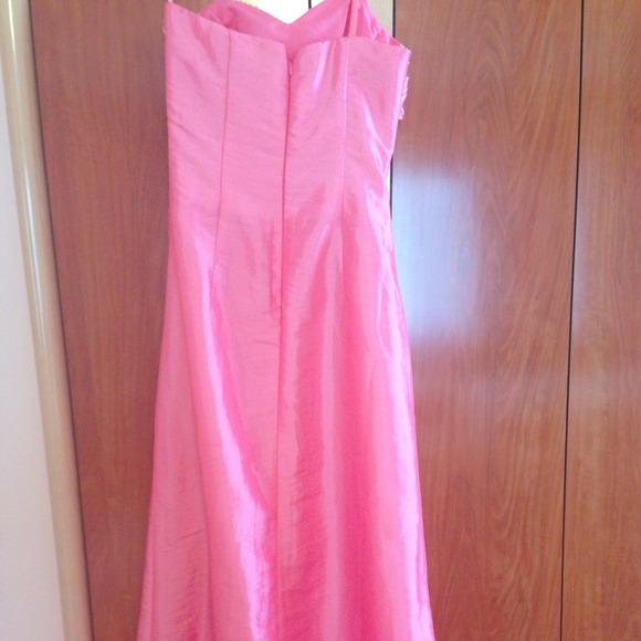 Pink/coral full length dresss - Picture 3 of 4